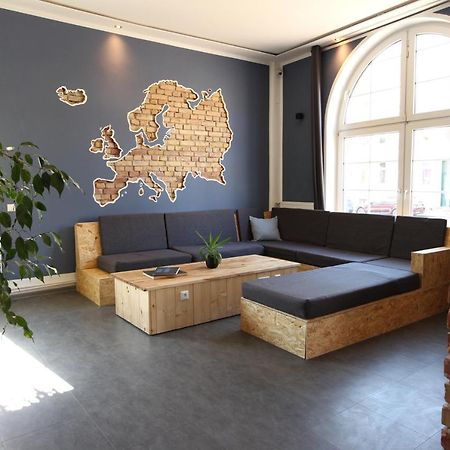 Blue Doors Hostel Ktv Росток Екстер'єр фото
