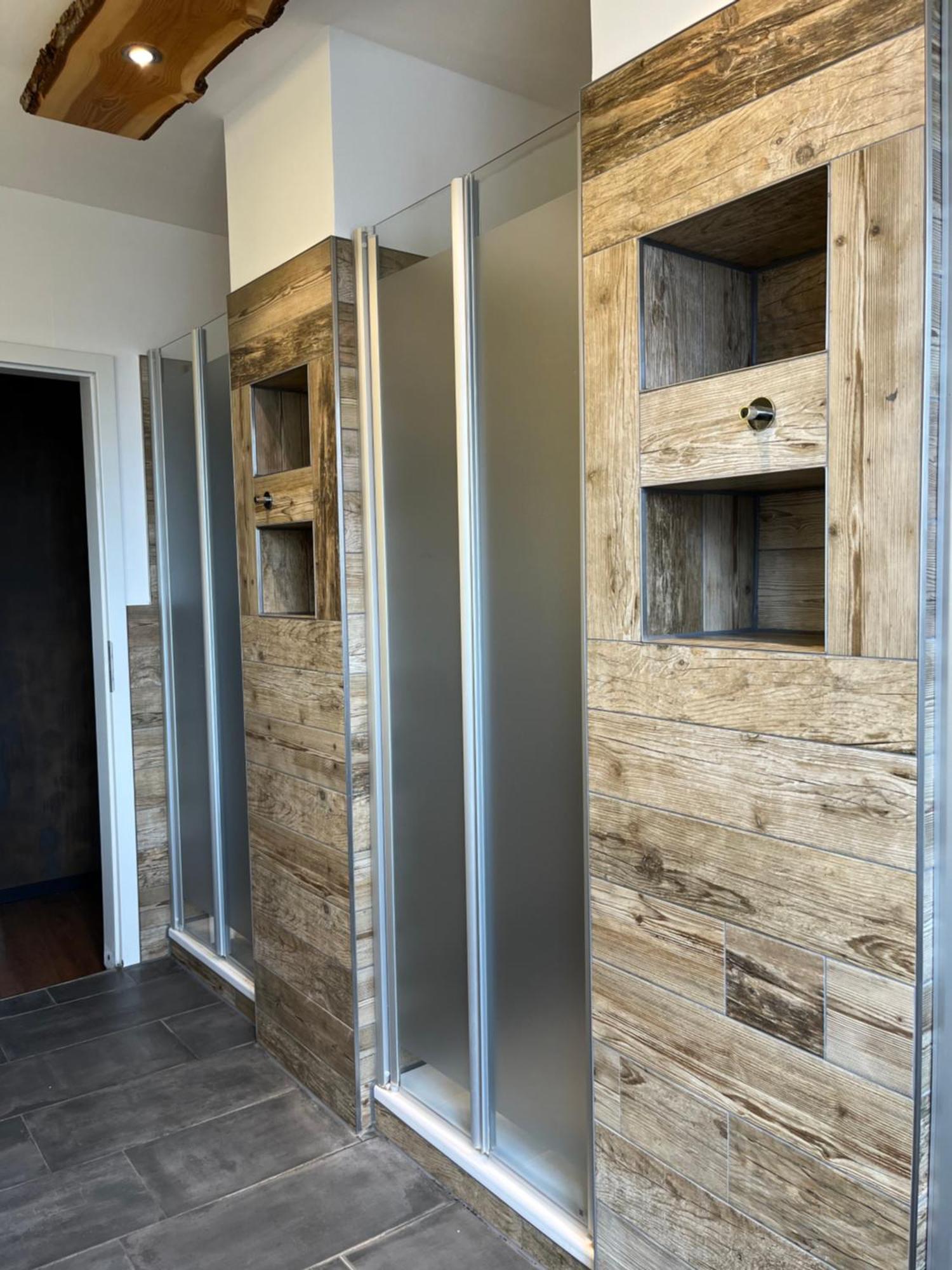 Blue Doors Hostel Ktv Росток Екстер'єр фото