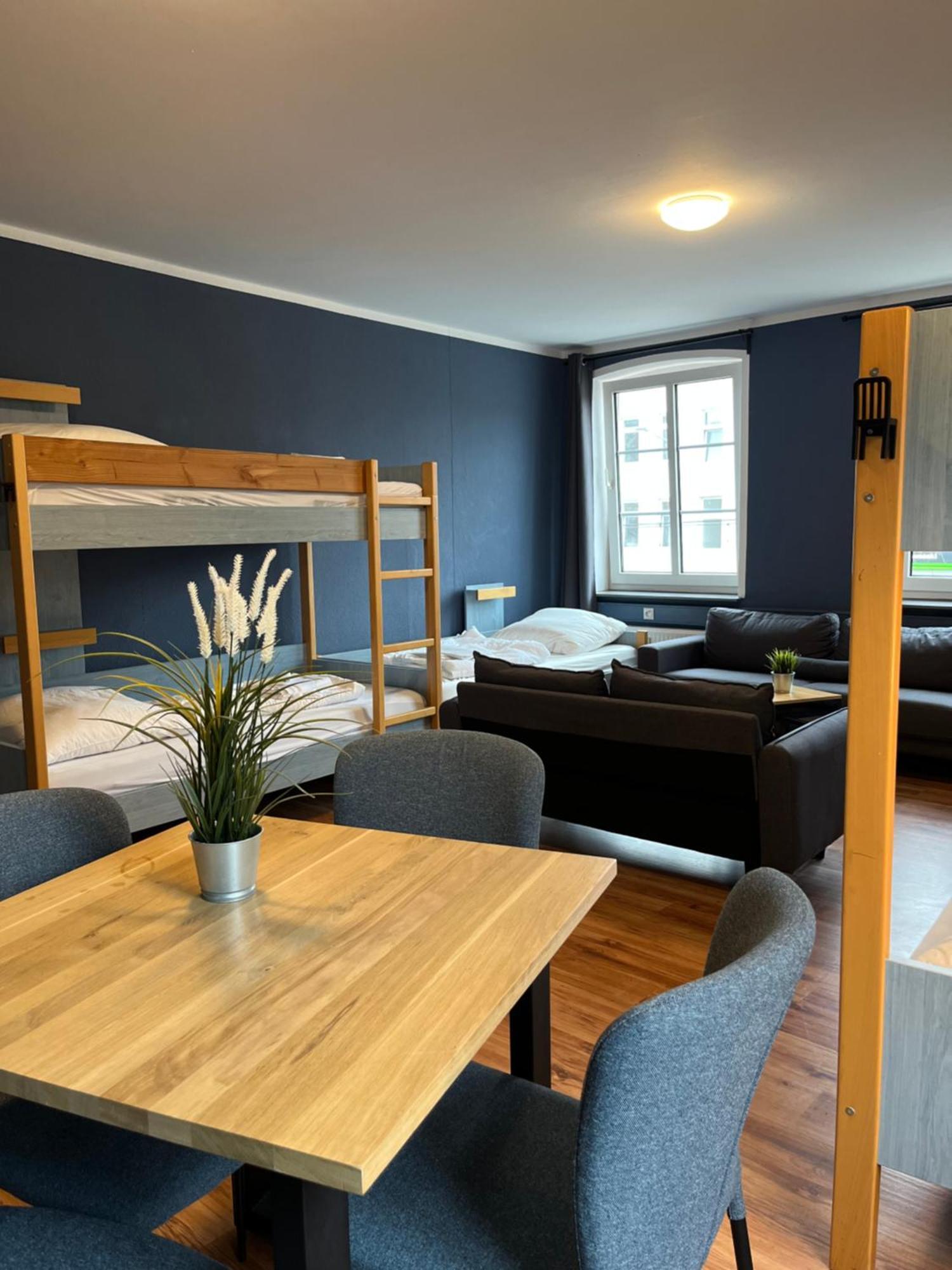 Blue Doors Hostel Ktv Росток Екстер'єр фото