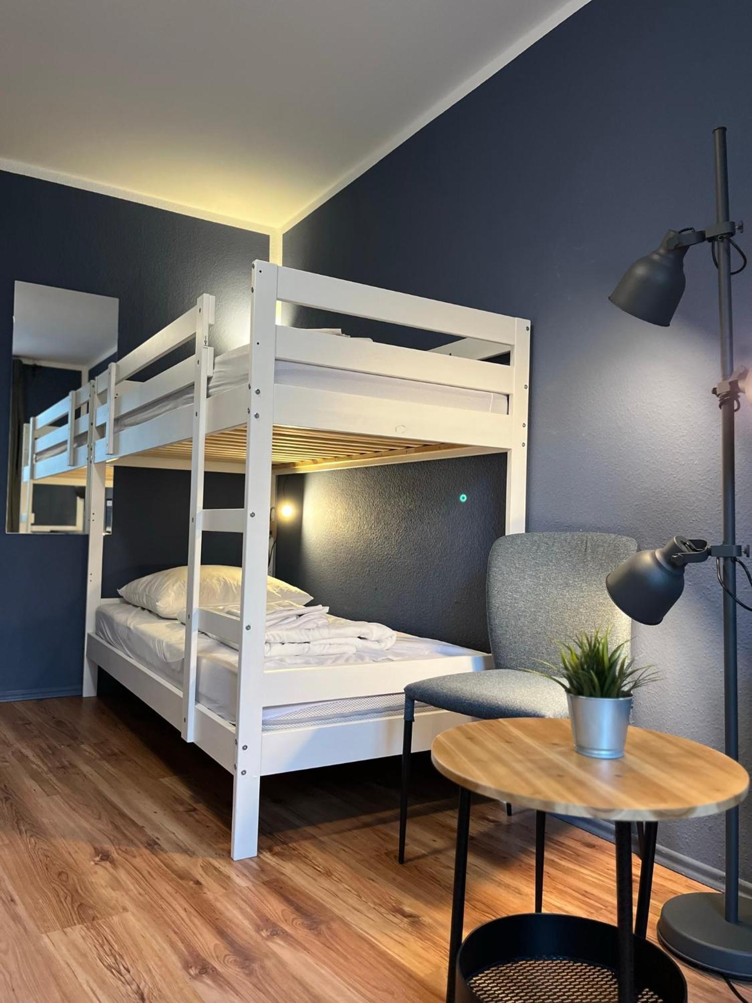 Blue Doors Hostel Ktv Росток Екстер'єр фото